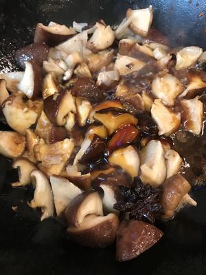 香菇烧豆腐「素」的做法 步骤4