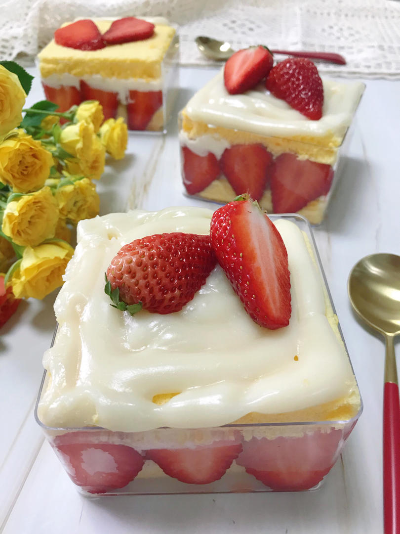 《Tinrry+》拉丝盒子蛋糕（榴莲、草莓、波波奶茶口味）