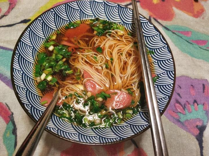 小树懒kk做的一碗热汤面