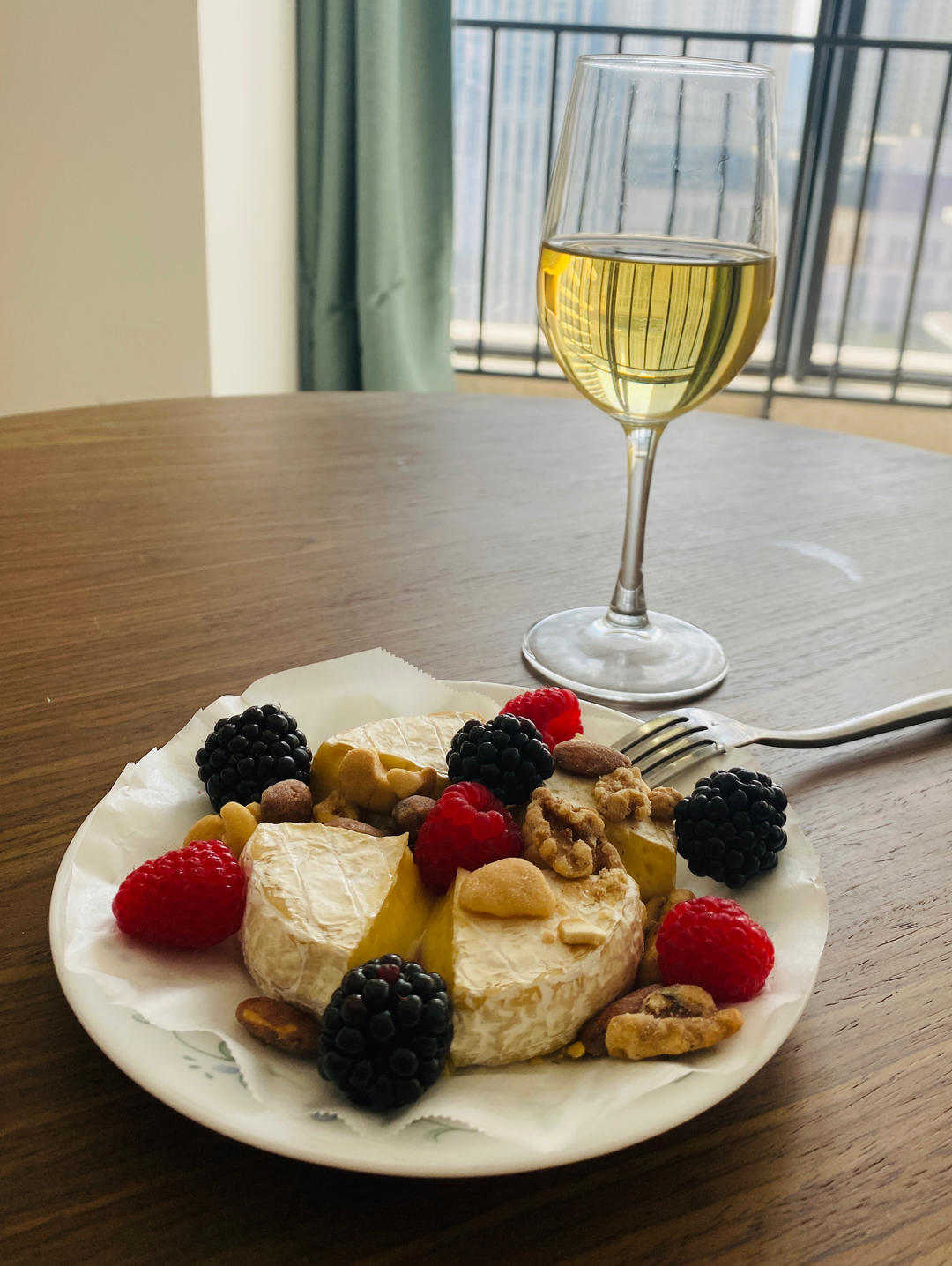 坚果烤brie布里奶酪（芝士）低碳生酮