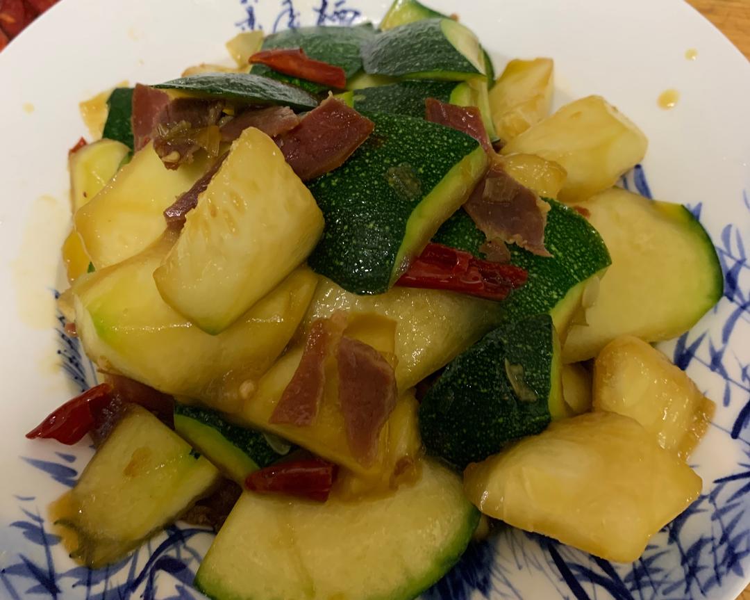 诺邓火腿炒小麦瓜