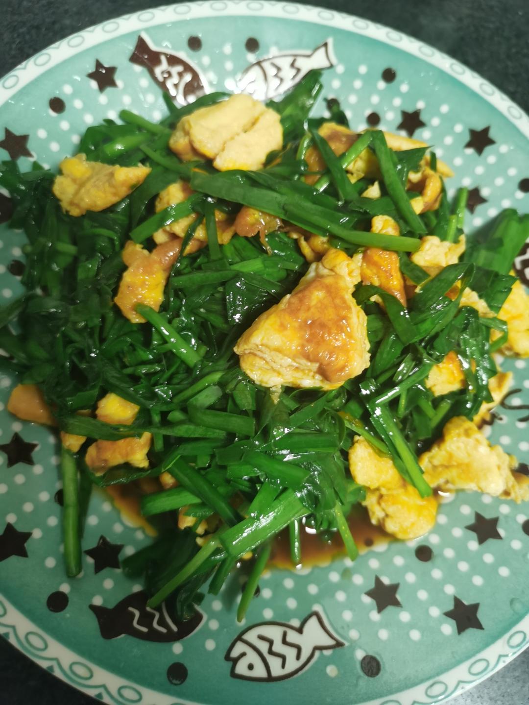 韭菜炒鸡蛋——三分钟快手下饭菜 掌握火候的秘诀