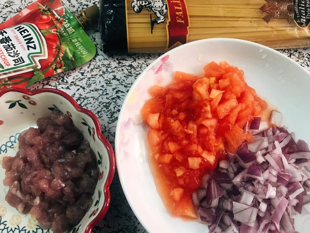 （完胜必胜客的）番茄肉酱意大利面～