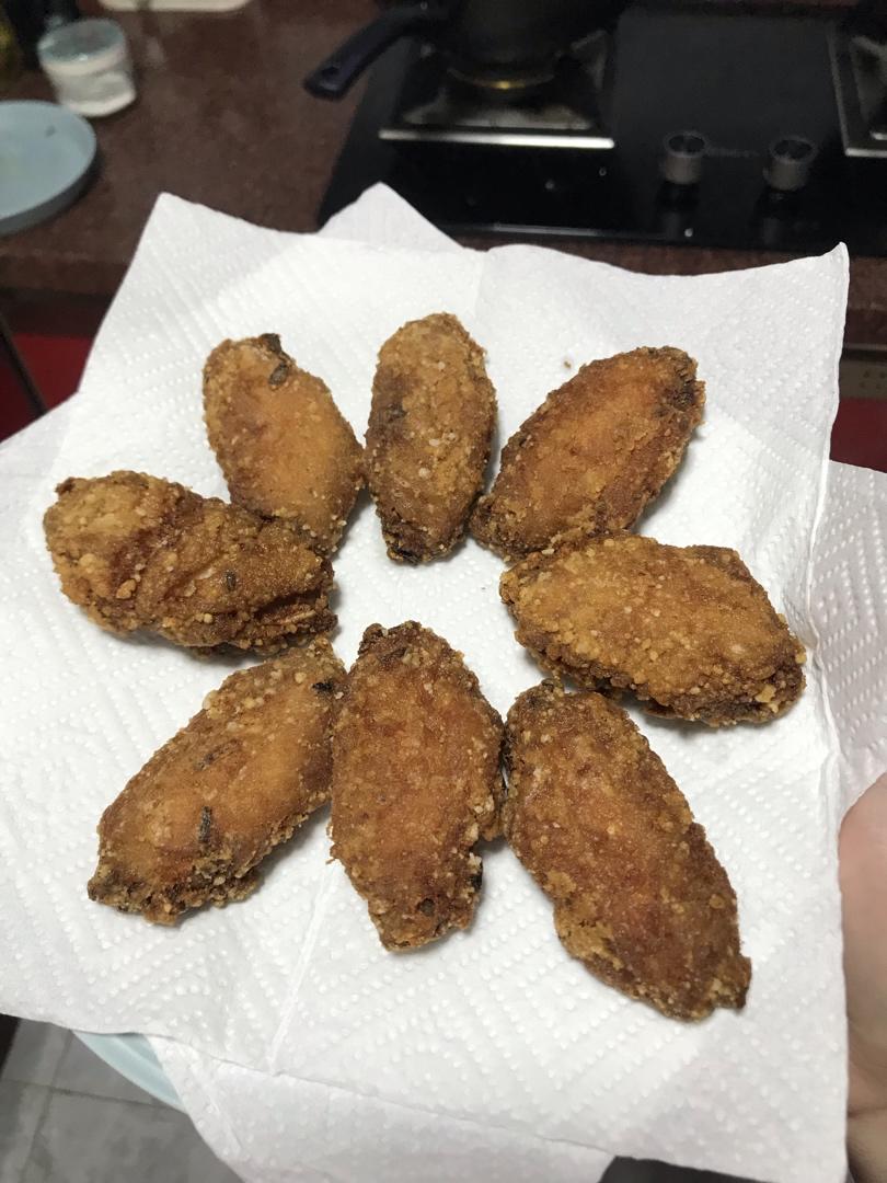 蒜香炸鸡翅