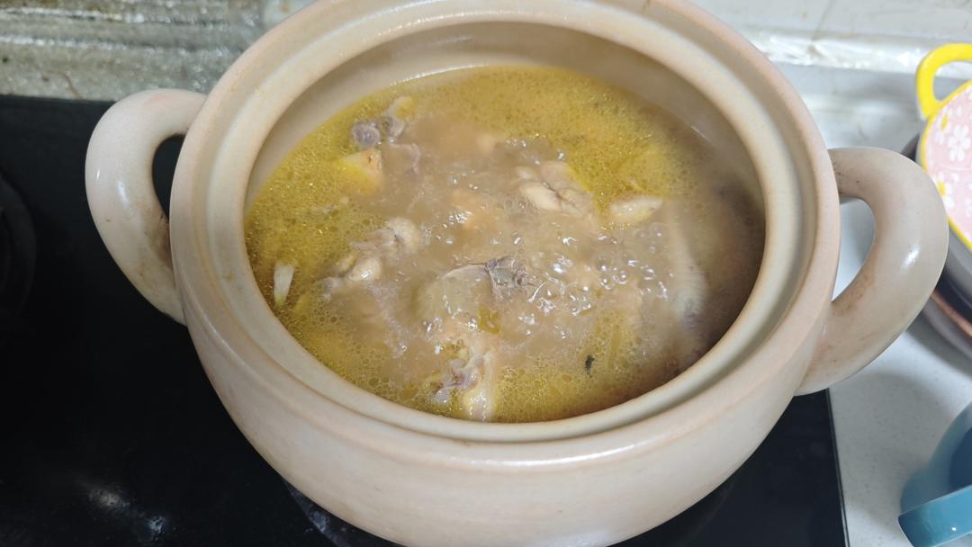 清炖鸡汤