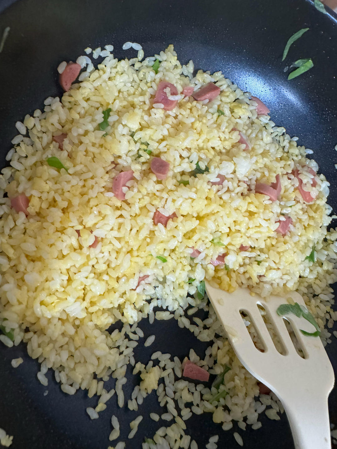 粒粒分明的～黄金蛋炒饭