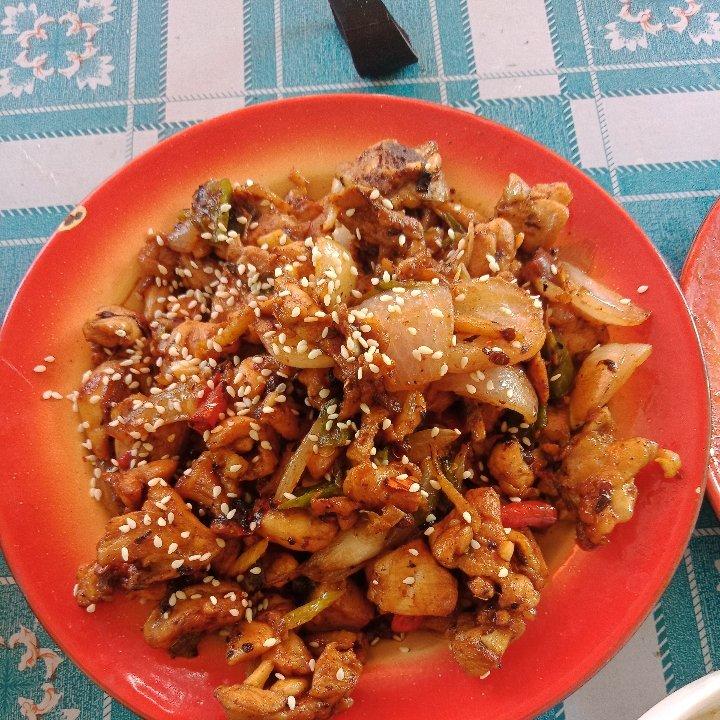 干煸辣子鸡块