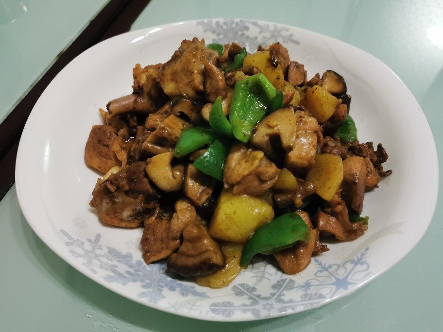 土豆香菇炖鸡腿