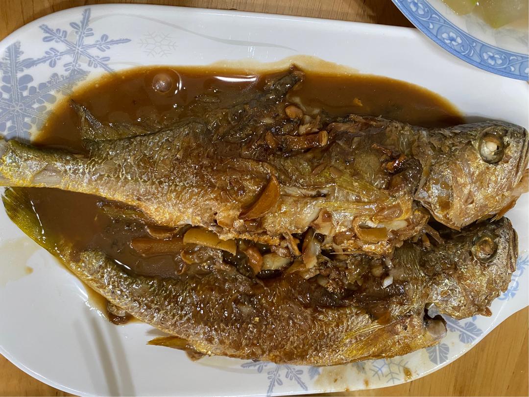 红烧黄鱼的做法
