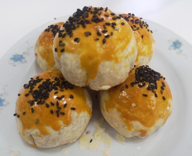 全网最简单零失败的蛋黄酥的做法