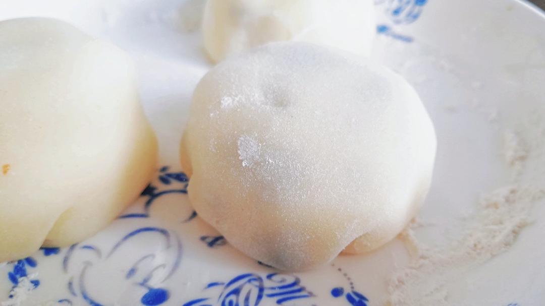 腹黑白胖子——奥利奥雪媚娘