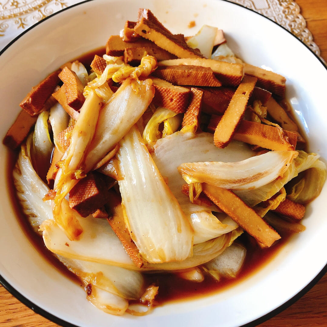 娃娃菜炒豆干（Fried Baby Cabbage with Dried Tofu）