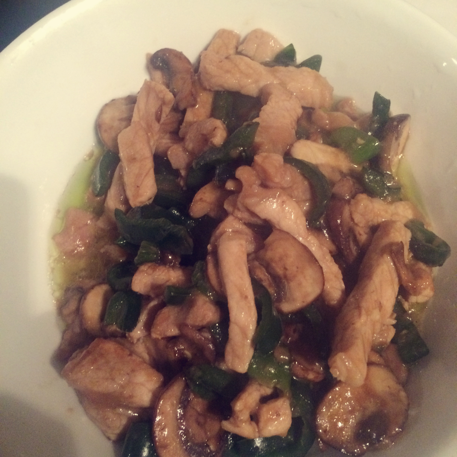 香菇炒肉，超级下饭哦
