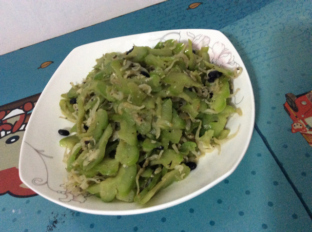 豆豉鲮鱼炒苦瓜