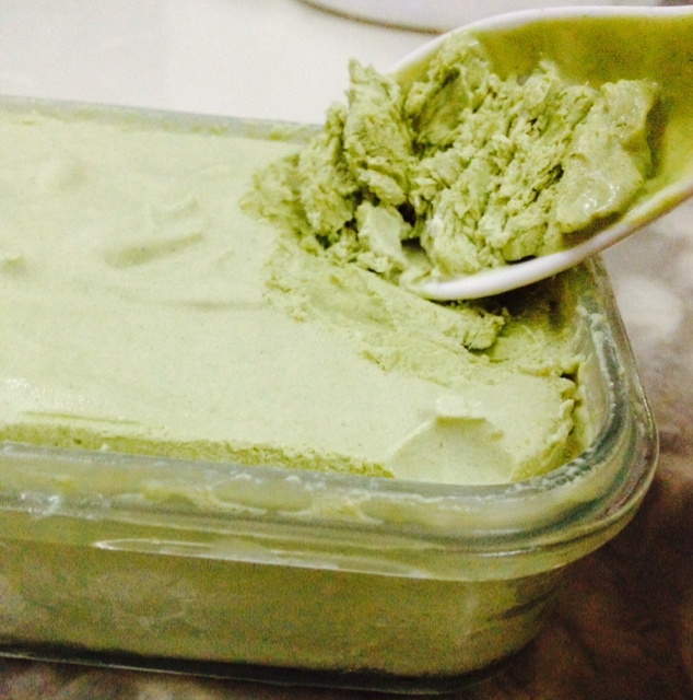 无需搅拌也无冰渣的抹茶冰淇淋