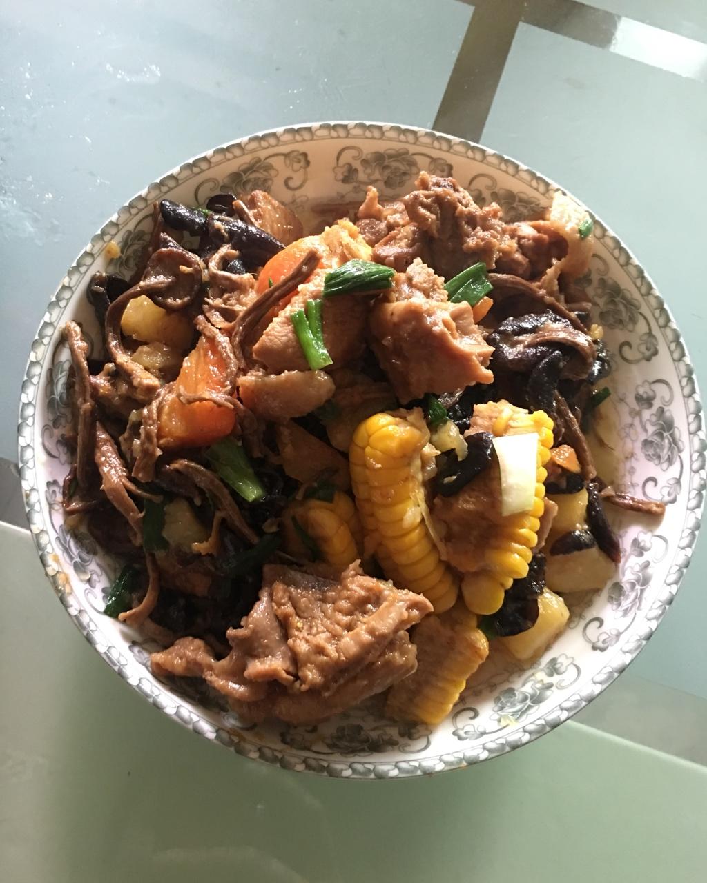 冬菇焖鸡