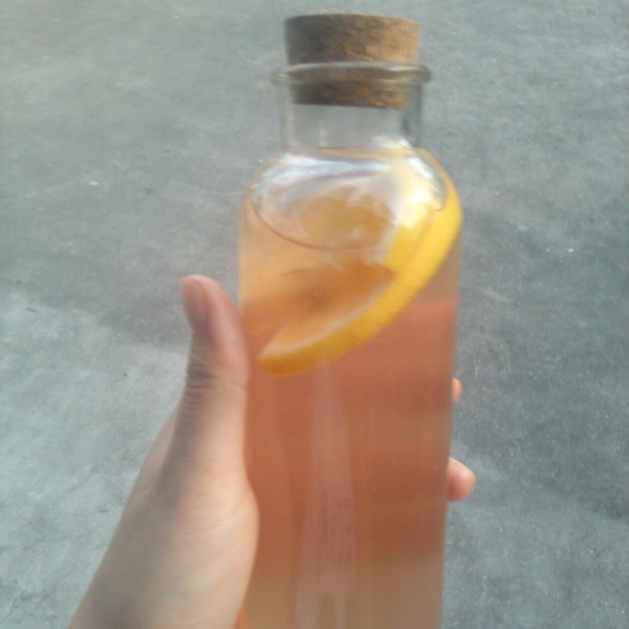 夏日冰爽蜜桃冰茶