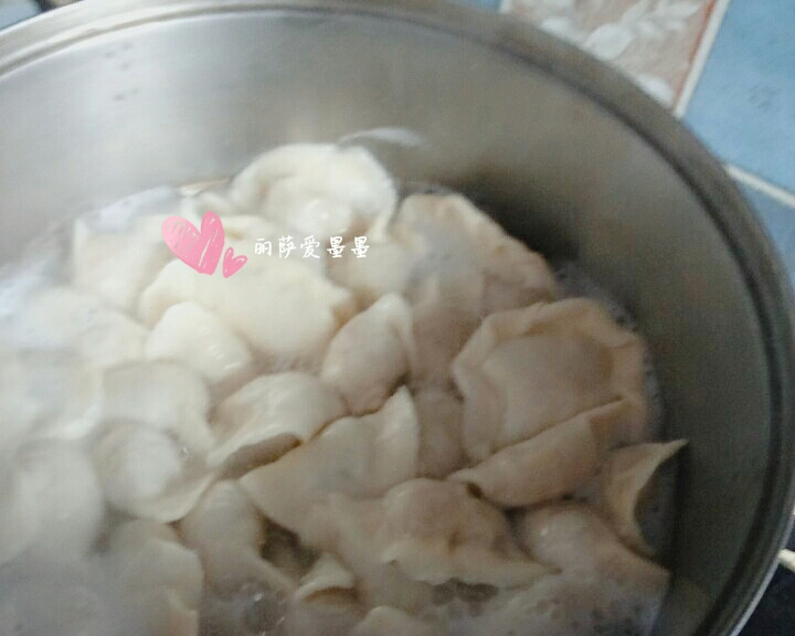 猪肉白菜虾仁水饺的做法 步骤12
