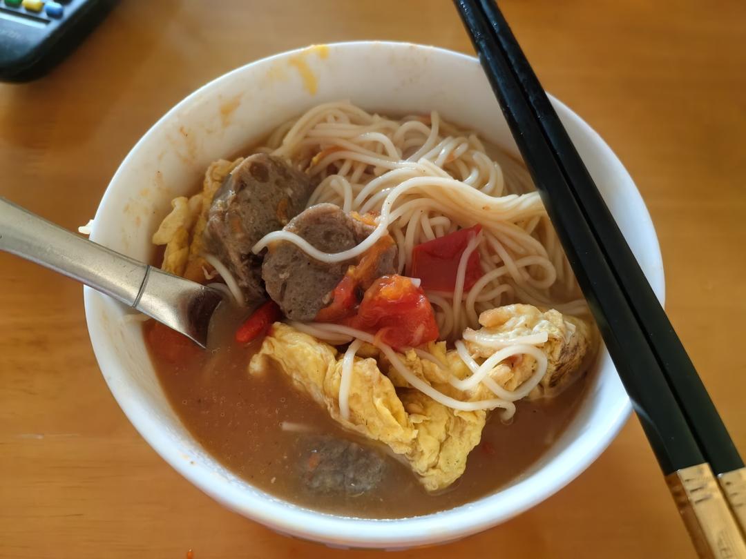 汤都要喝光的西红柿鸡蛋面