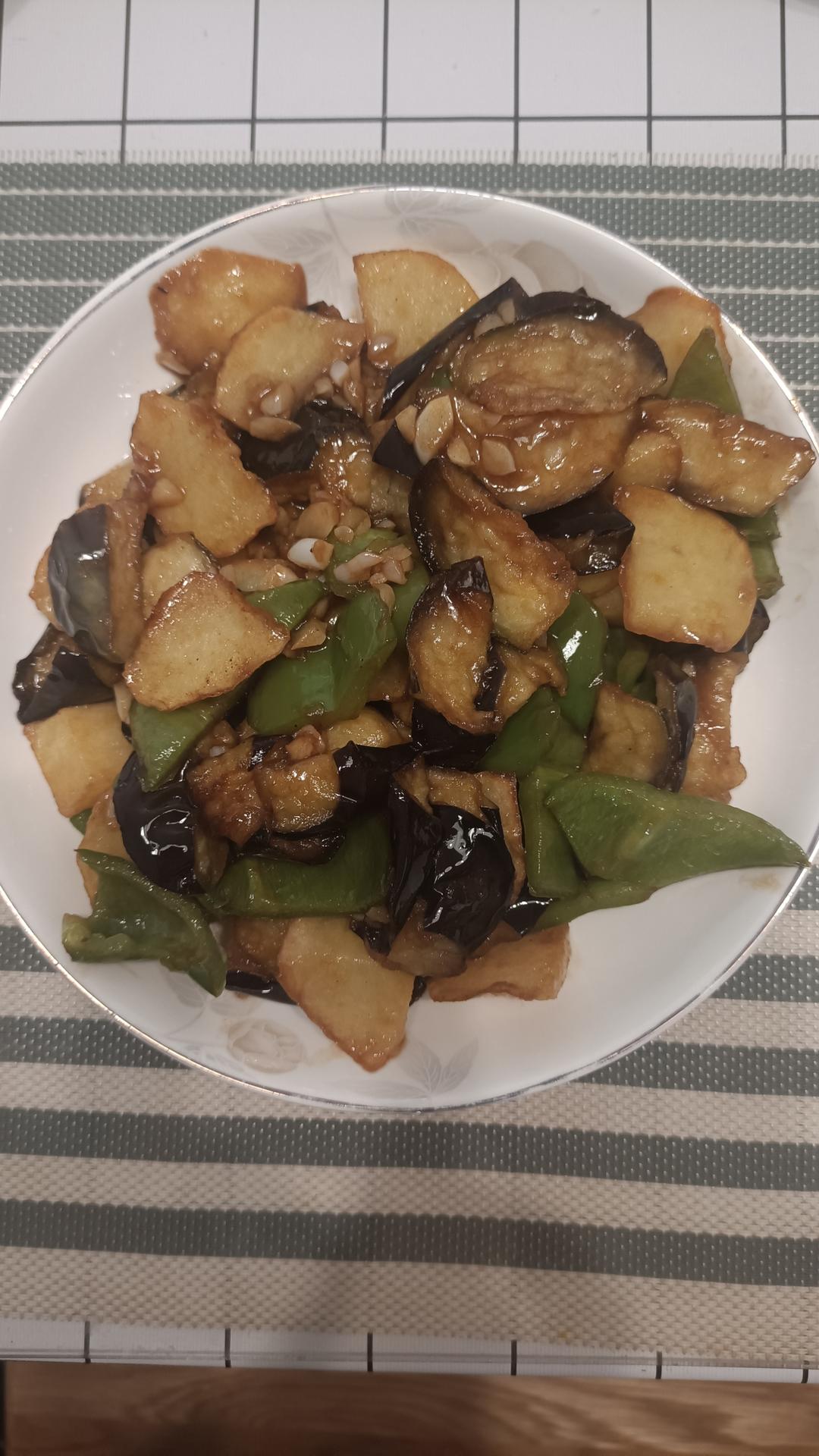 超级下饭的地三鲜