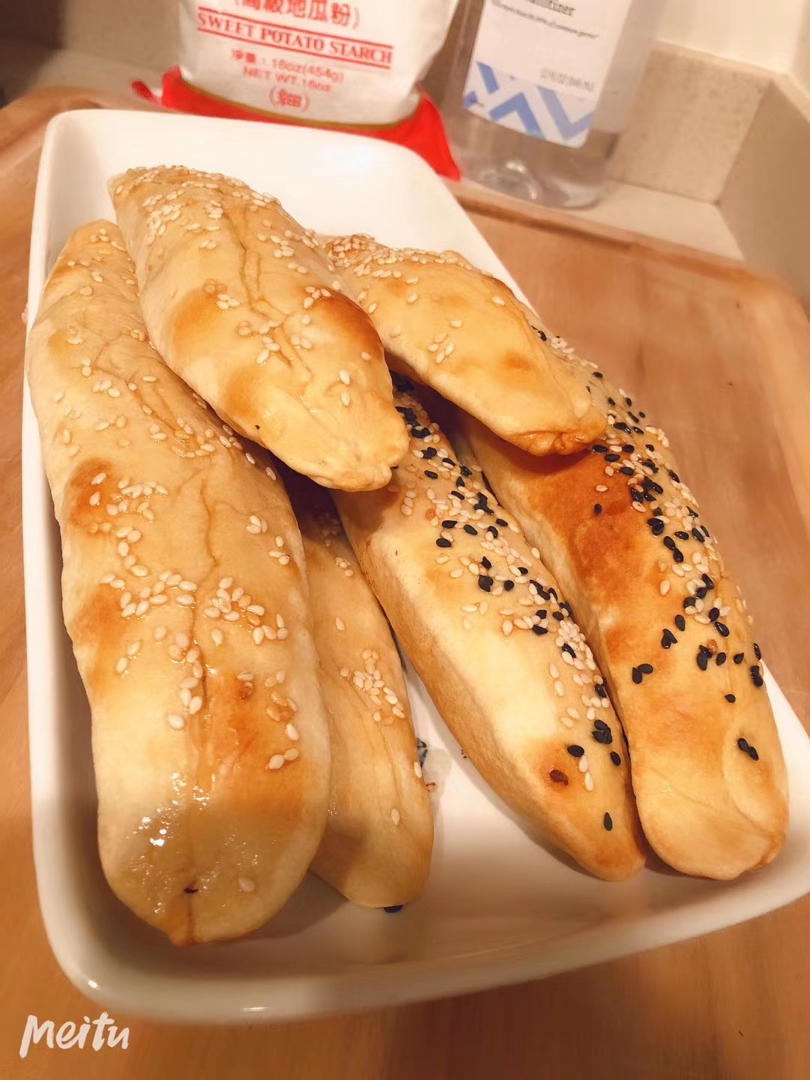 不用发面，简单易做，酥脆可口的空心糖烧饼