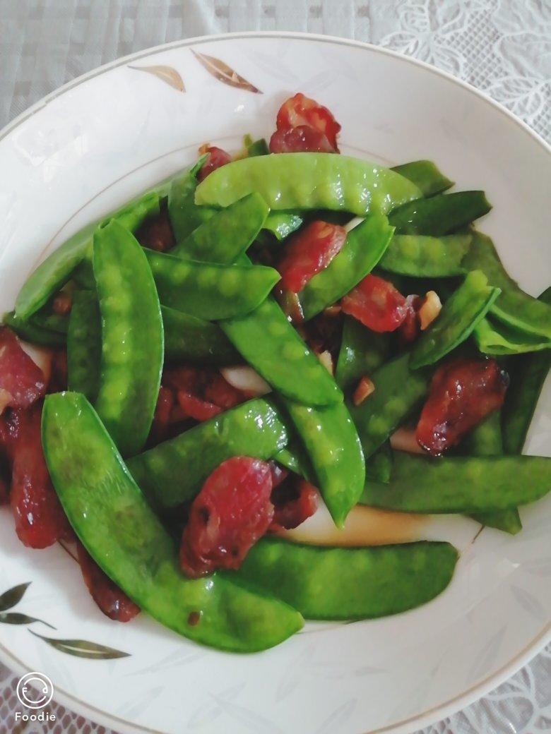 荷兰豆炒腊肠