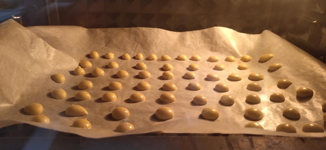 入口即化的无添加蛋黄溶豆