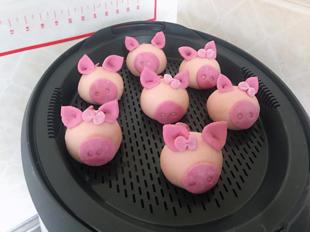 小猪🐷馒头