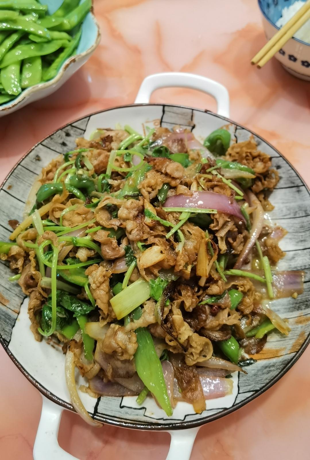 爆炒羊肉卷