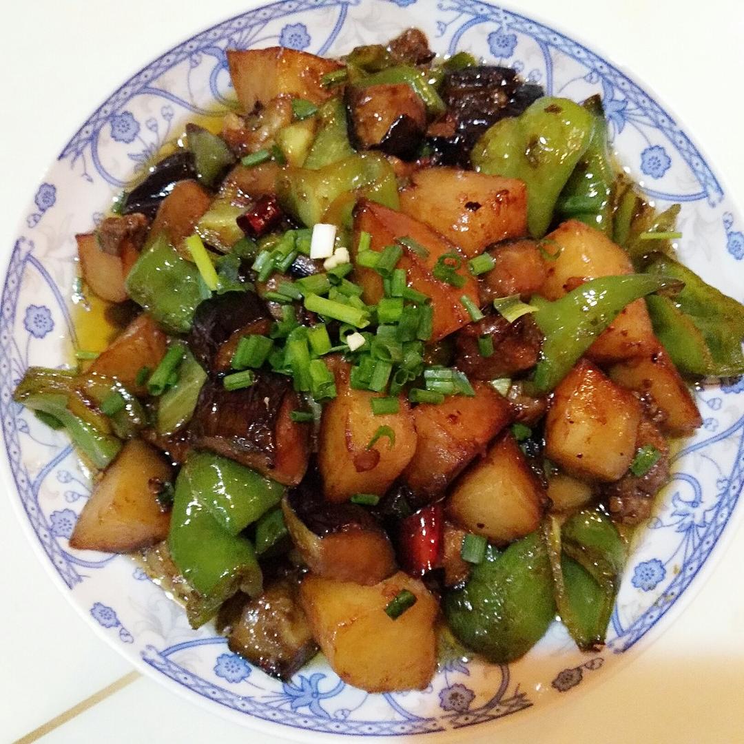 家常菜 土豆烧茄子 甜甜的小小生活做的土豆烧茄子