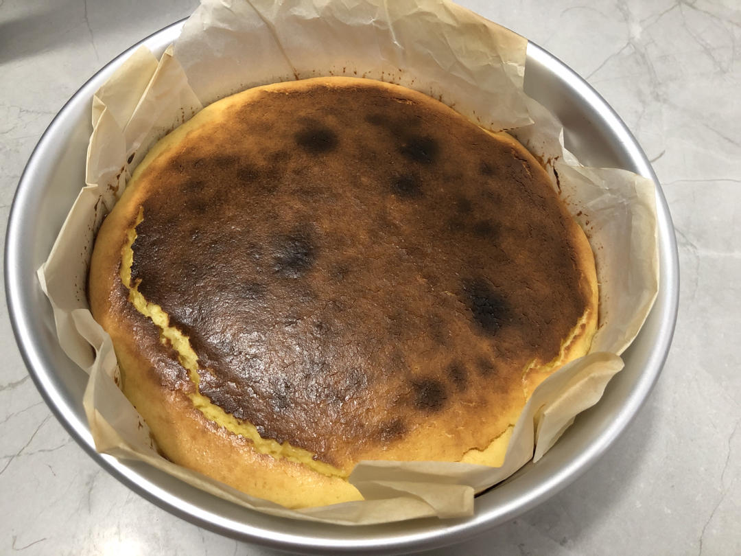 快手的网红basque cheesecake巴斯克焦芝士蛋糕