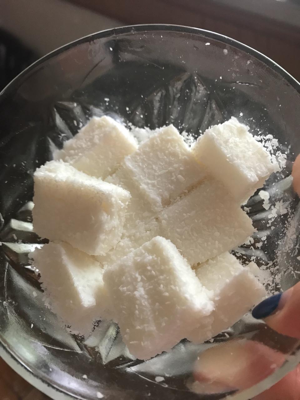 [无奶油]椰奶冻/椰丝小方