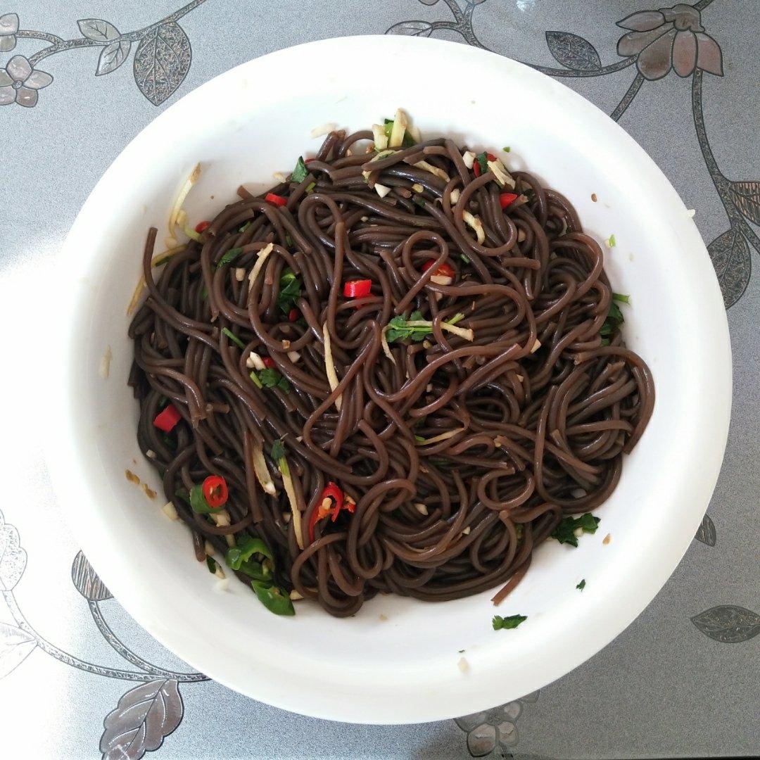 酸辣蕨根粉