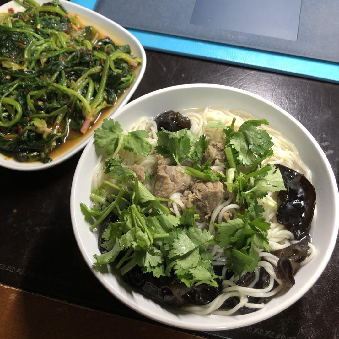 清汤牛肉面