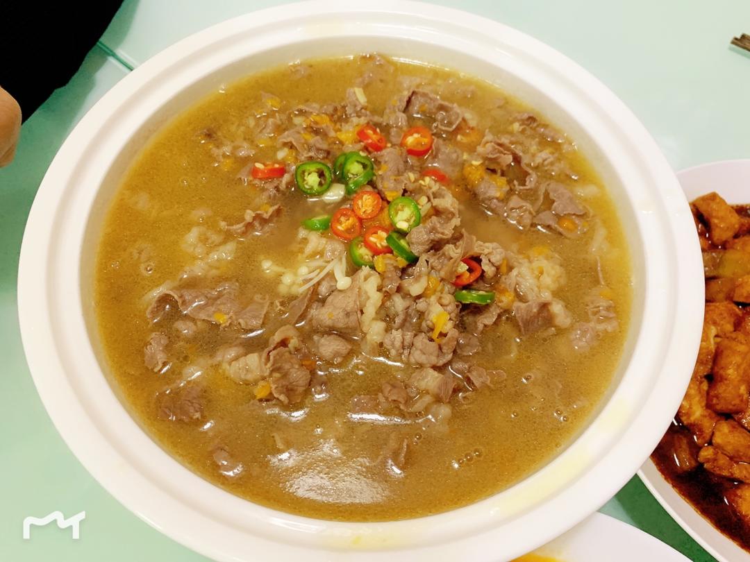 酸汤肥牛