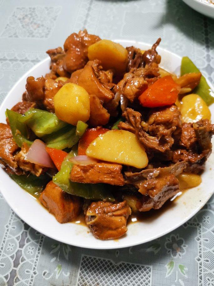 新疆特色大盘鸡（附加皮带面做法）