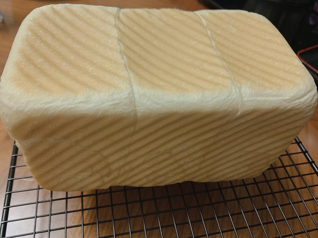 绵软细腻Q弹的酸奶吐司