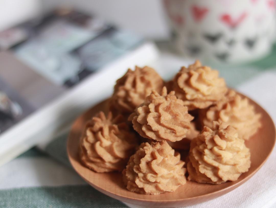 一抿即化酥到掉渣的珍妮曲奇云顶小花/烘焙视频饼干篇1