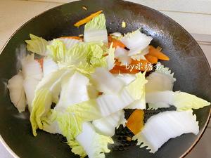 白菜木耳胡萝卜养生小炒的做法 步骤6
