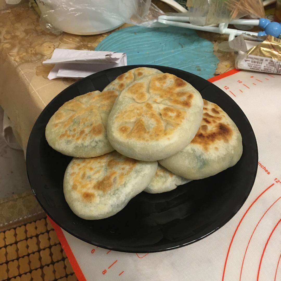 皮薄馅大～韭菜鸡蛋饼