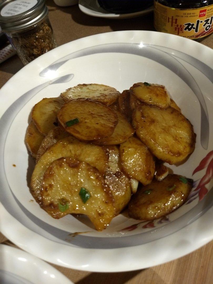 干锅土豆片