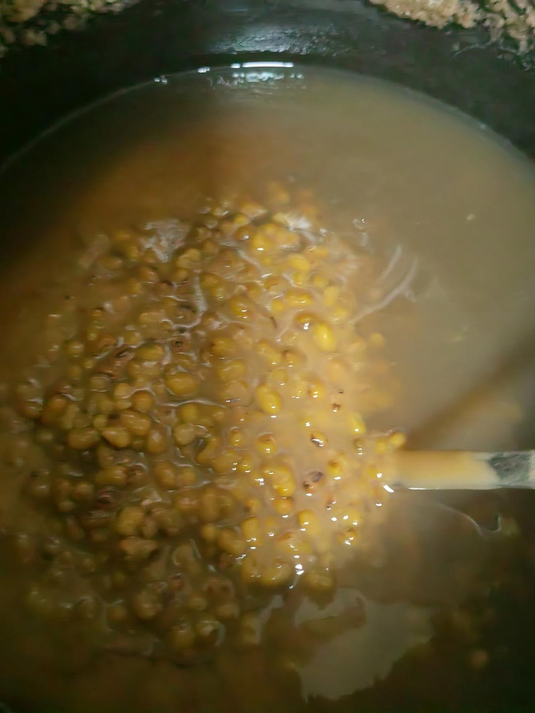 清热解毒的海带绿豆沙