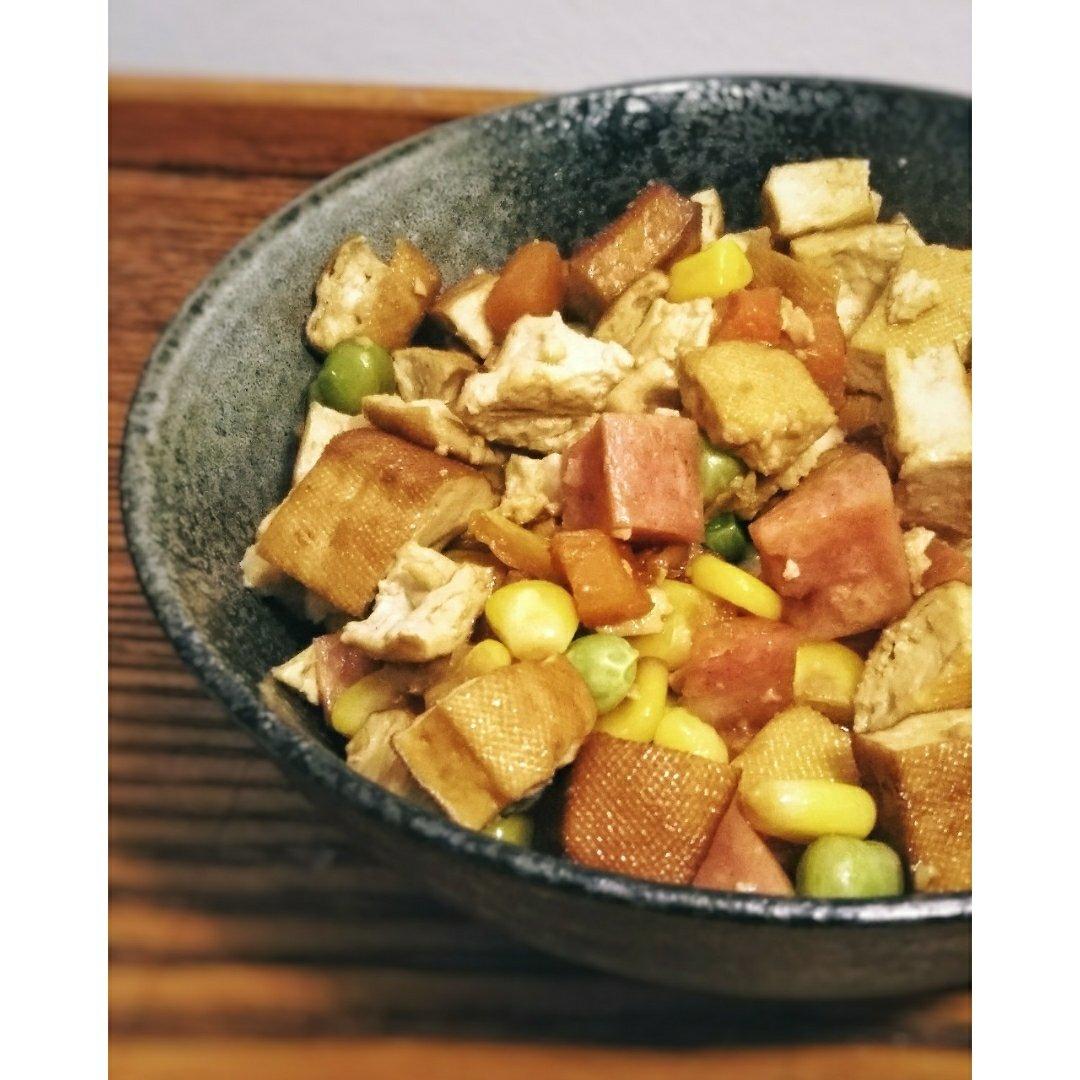 豌豆炒香干