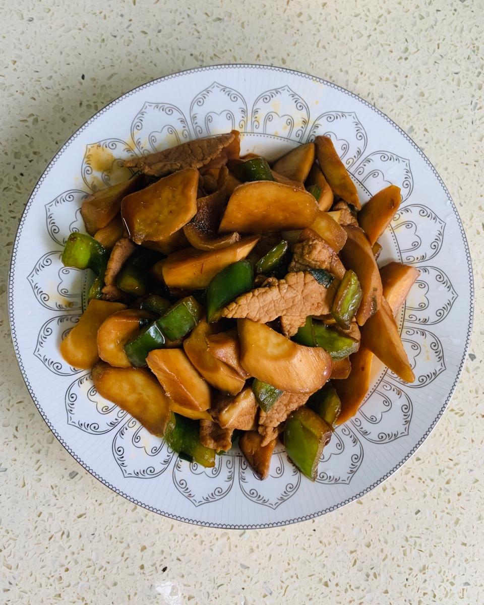 杏鲍菇炒肉