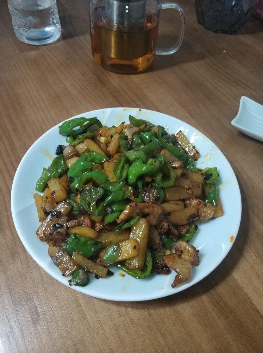 🐷青椒五花肉🐷