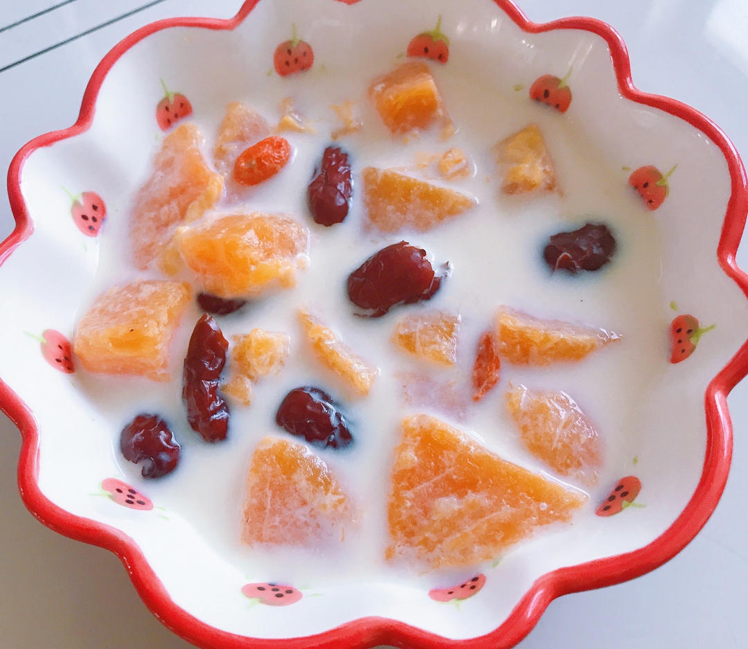 木瓜炖牛奶🥛|低脂营养✨喝出牛奶肌