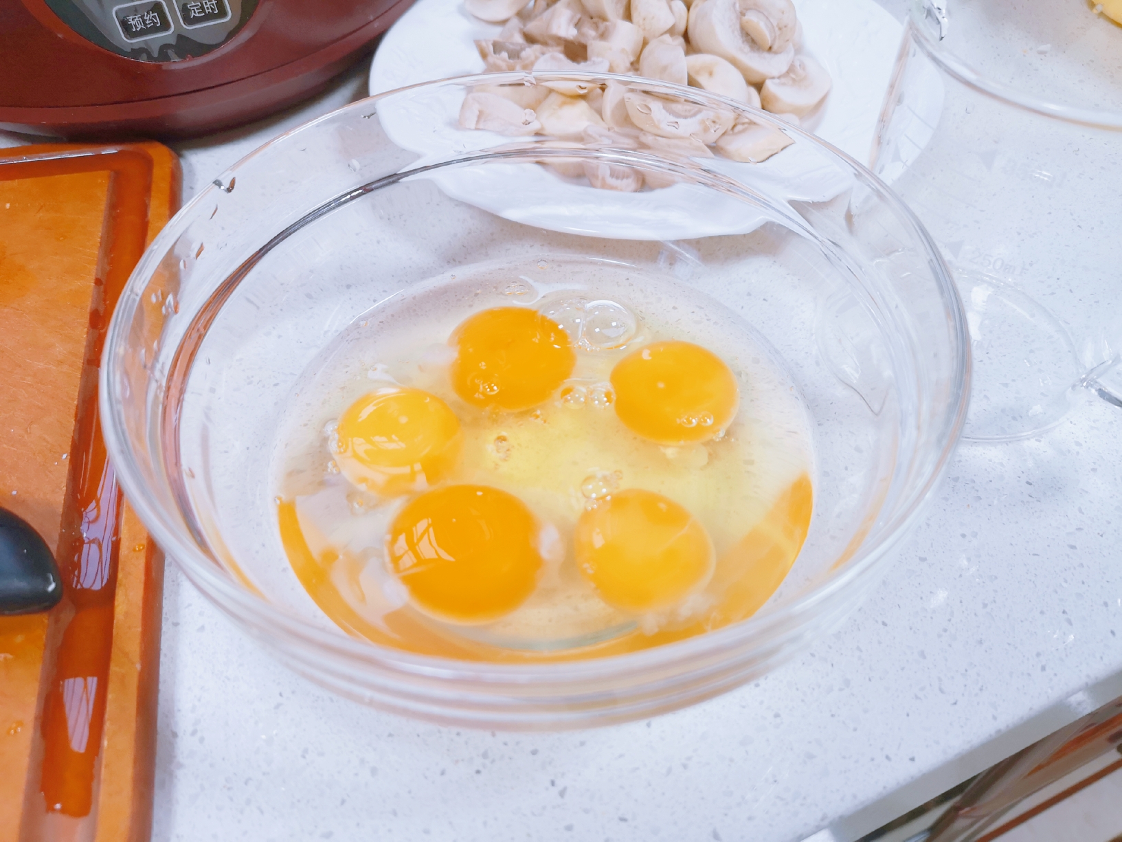 布丁般嫩滑的瑶柱蒸水蛋的做法 步骤1