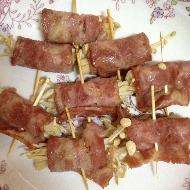 香烤培根金针菇卷