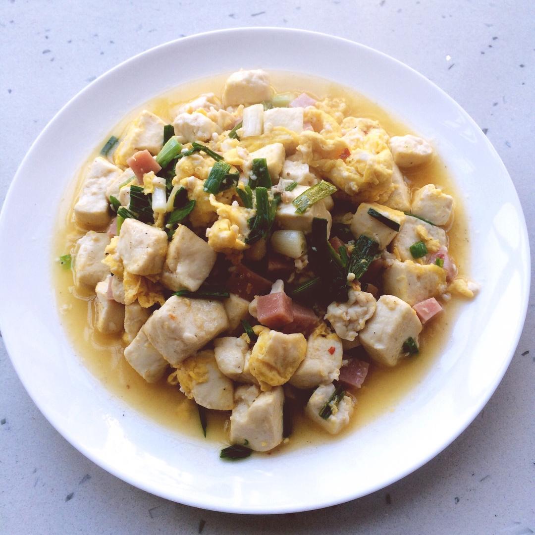 蛋包豆腐丁