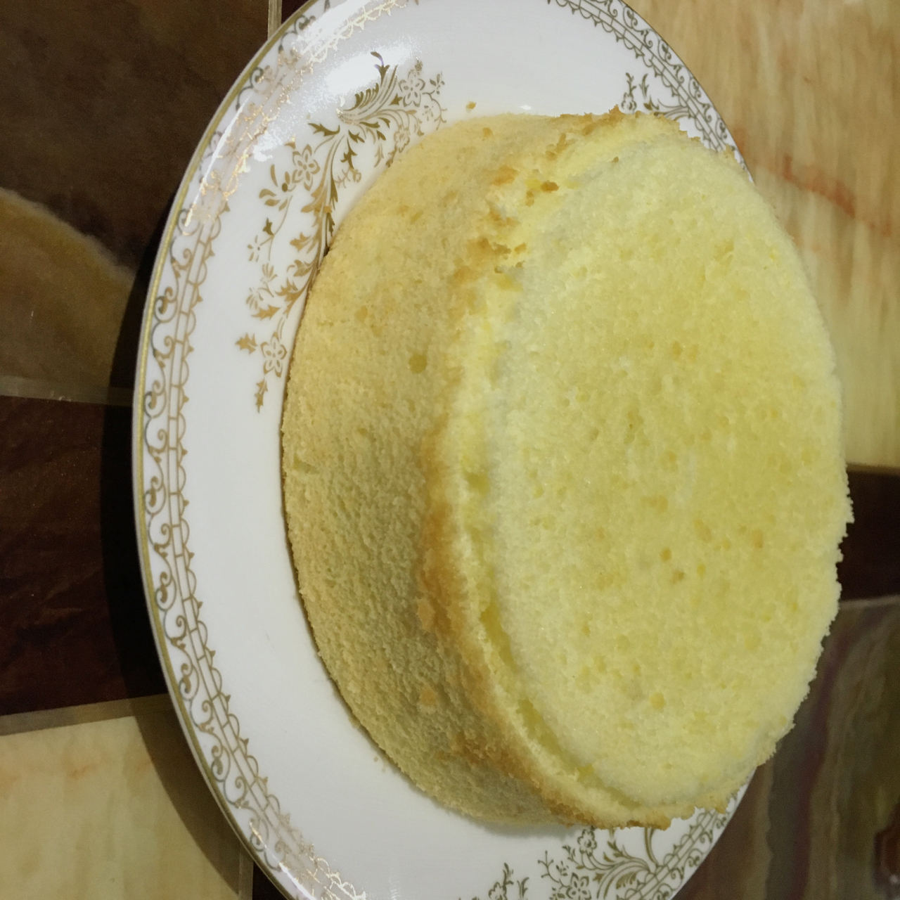 两蛋六寸六厘米高圆模戚风蛋糕